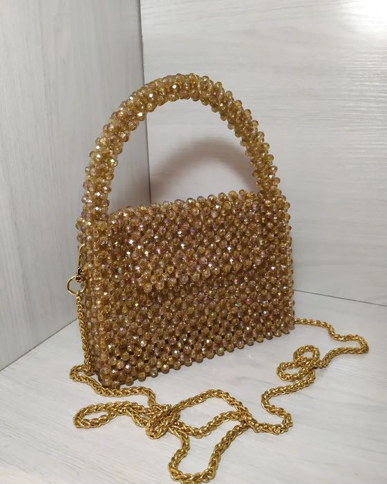 Продаются сумки из бус