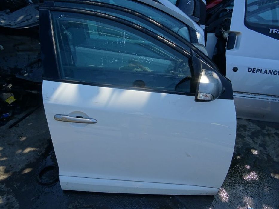 Vand Usa Fata Dreapta Renault Megane 3 Kombi Break din 2011 volan pe stanga