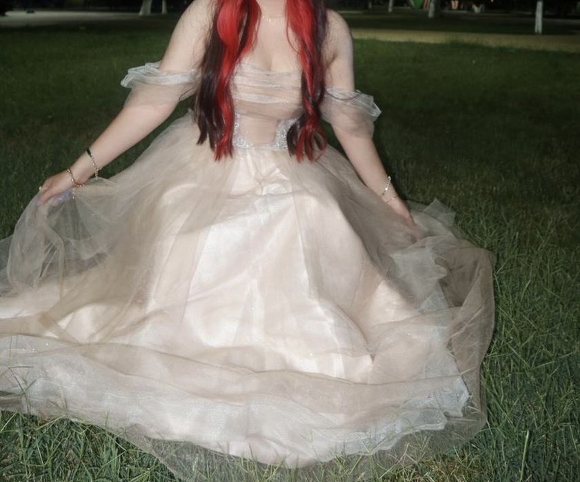 Платье на выпускной/мероприятие