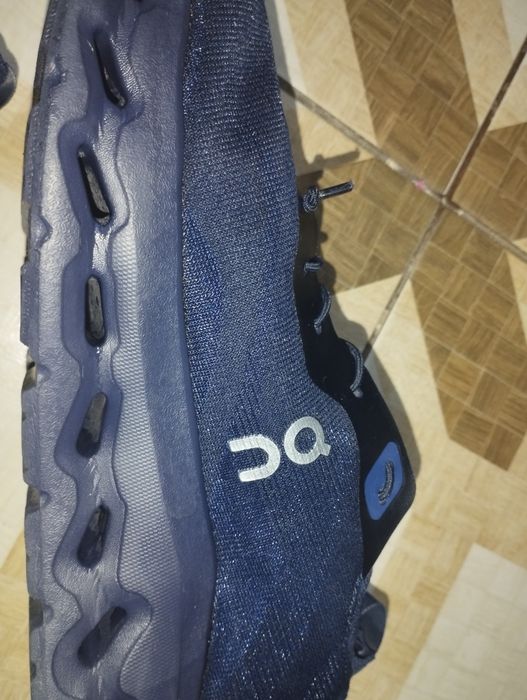 Аммартизаторная обув cloud tecphase