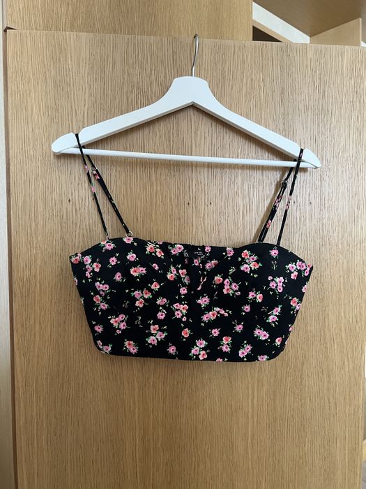 Черно и розово бюстие от  Zara