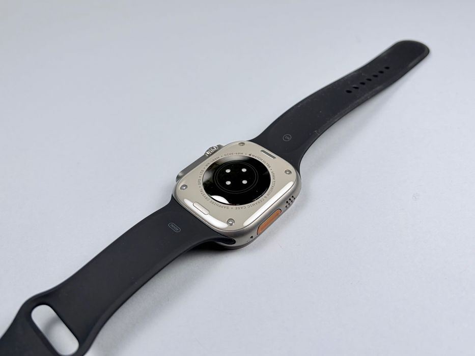 Apple Watch Ultra 1st Gen, 49mm, Titanium, GPS + Cellular, 86% батерия, оригинална каишка и зарядно
