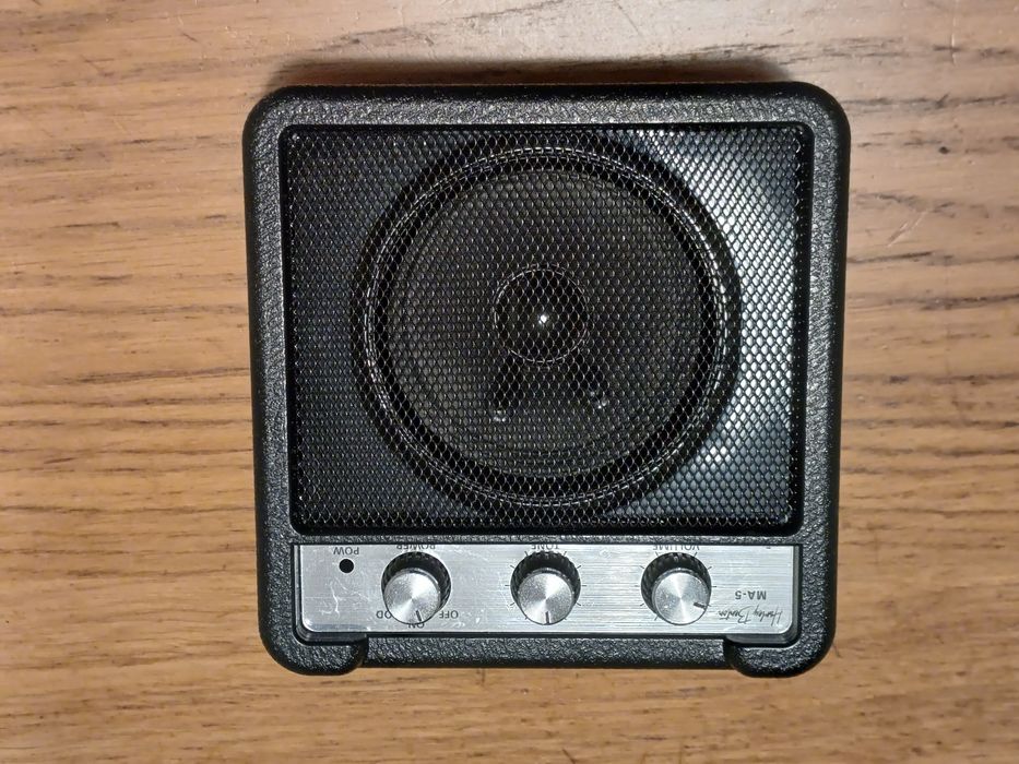 Amplificator Harley Benton MA-5