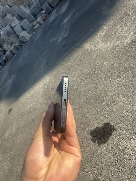 Redmi k 70e srochnaga sotiladi bez karobka