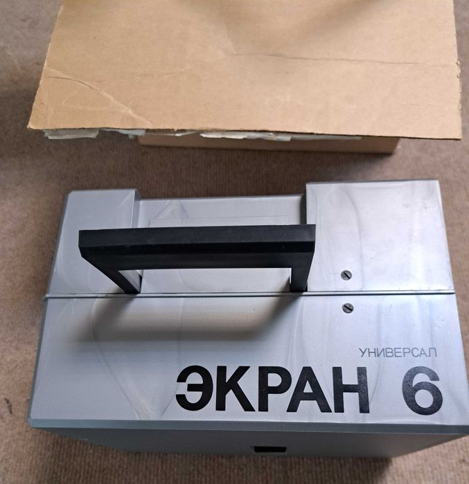 Диапроектор" Екран 6- универсал"