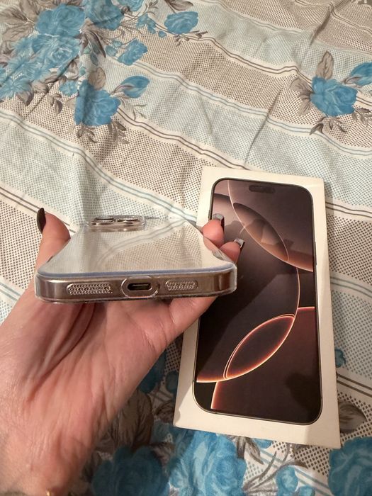 Продам 16 про мах