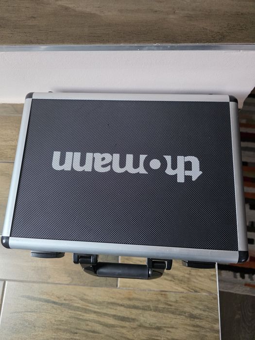 Vând mixer Behringer Xeny 1202Fx