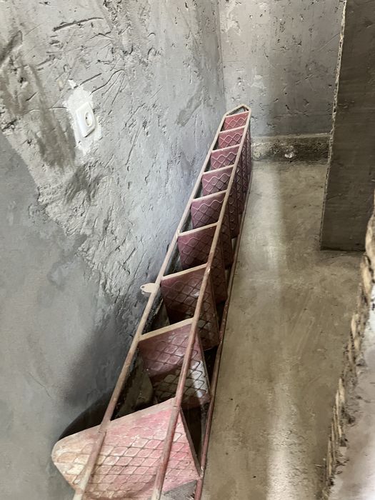 Продается лестница
