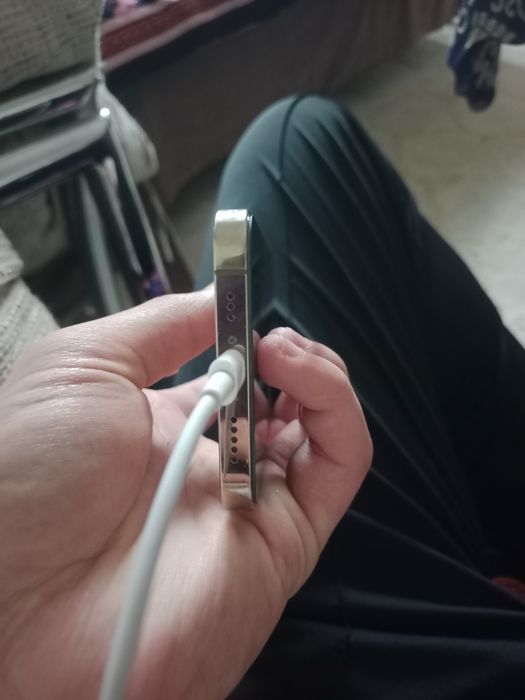 iPhone 12 pro 76% gold holati ideal 128