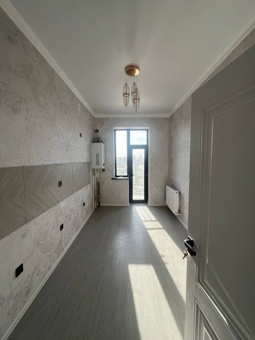 Бухоро шахарда 1 хоналик квартира сотилади