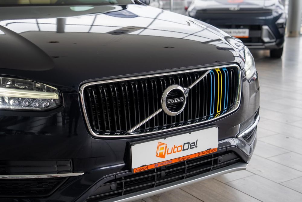 Volvo XC 90 Volvo XC 90 2.0 D4 automat / ACC / LED / Hill