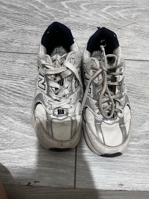 33-35-37 размер  аяқ киімдер тегін беріледі.