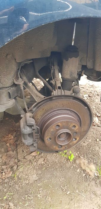 Dezmembrez BMW F20 118d Motor N47 turbina Cutie viteze Bara usa capota