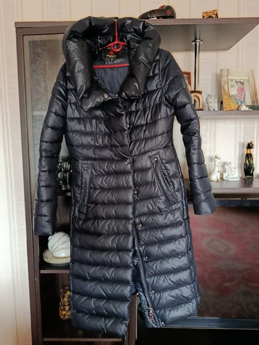 Продам женскую куртку