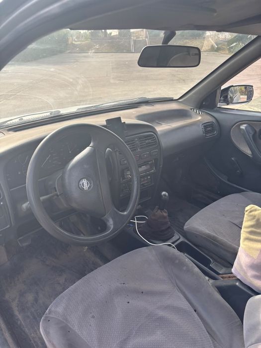 Nissan primera 1991