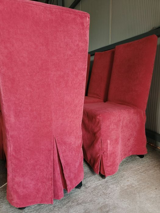 Шест трапезни стола с дамаска