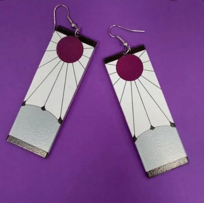 Серьги и клипсы Танджиро