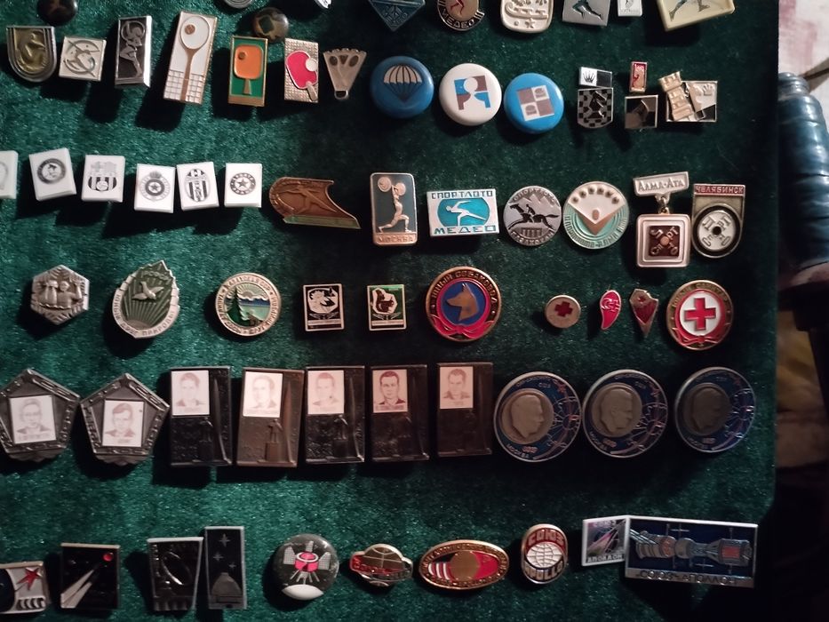 Значки времен СССР