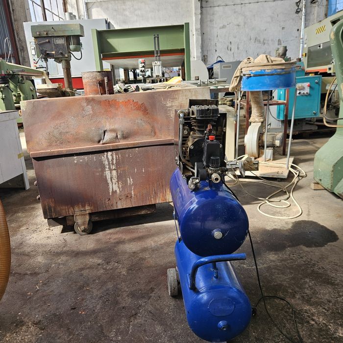 компресор с две бутилки по 25 lt