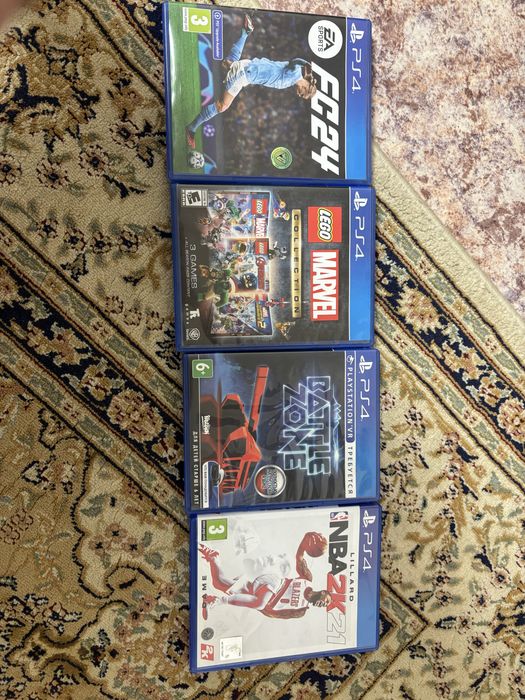 Playstation 4 slim