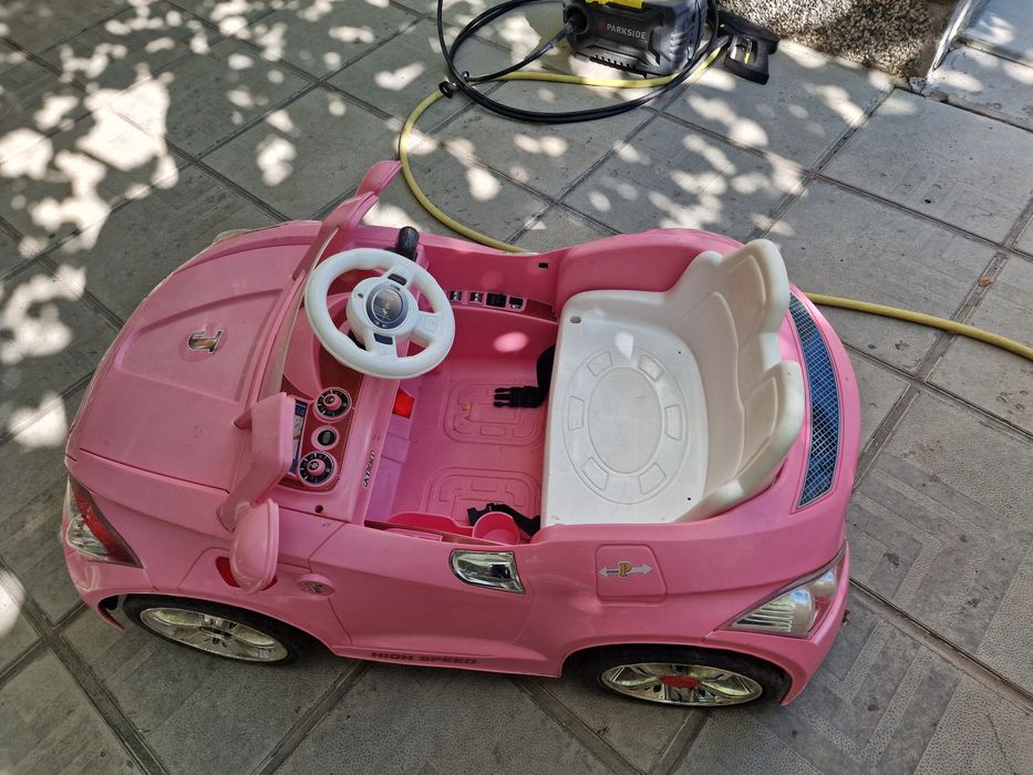 Детска кола , акумулаторна