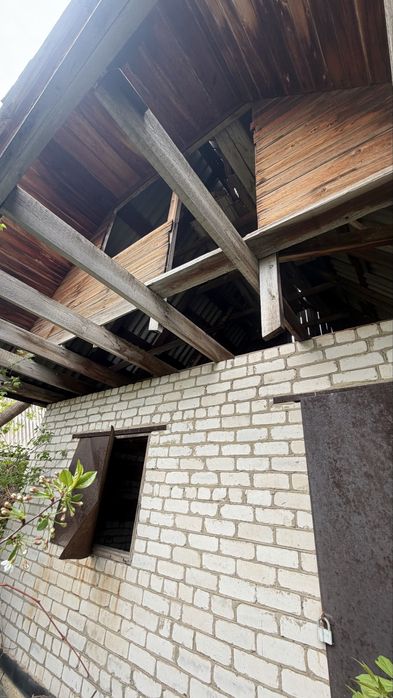 Продам дом на разбор