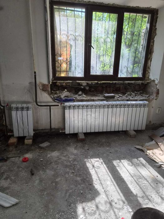 Продается пластиковые окна и дверь