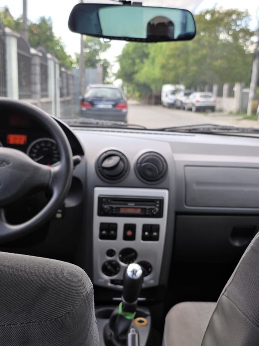 De vanzare 1300 E An 2007 AC