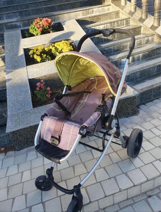 Продается коляска б/у в хорошем состоянии