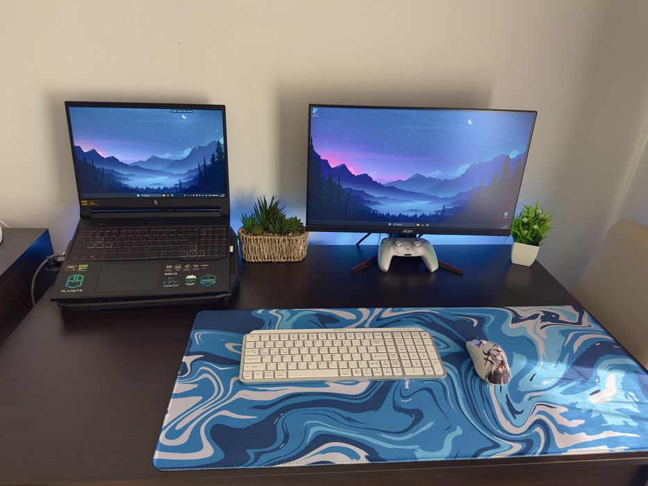ACER Nitro v16 ( RTX 4060 )