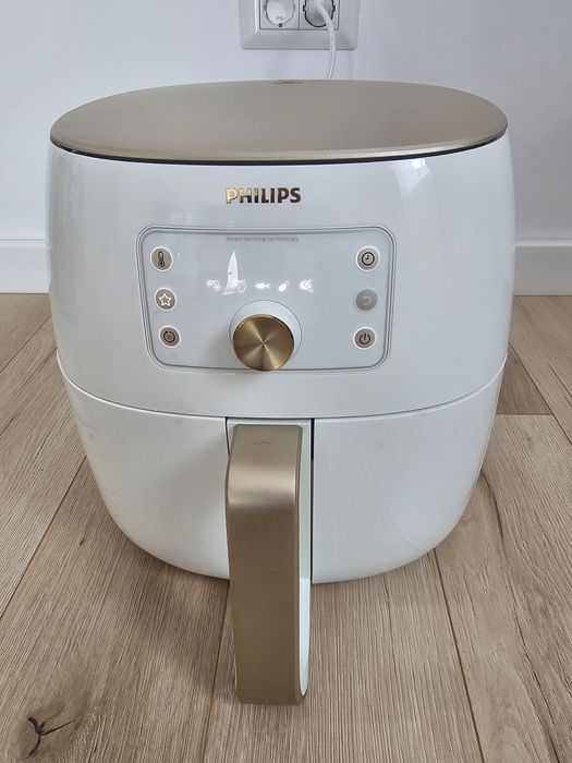 Vând Friteuza/Airfryer Philips Premium XXL