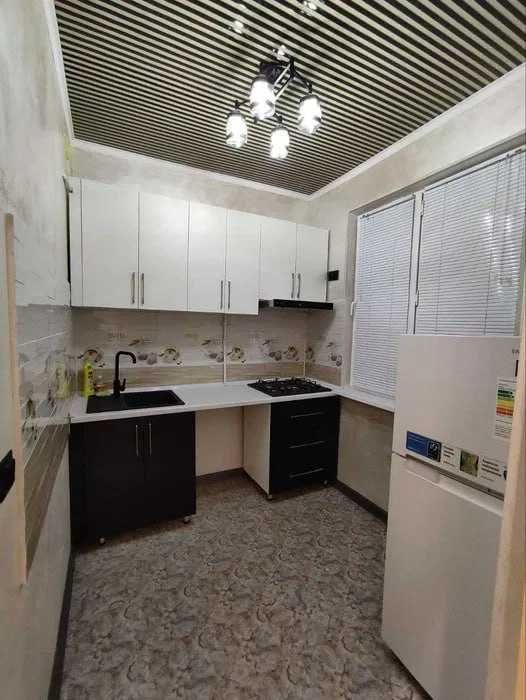 Сдам срочно кв-ру Чиланзар , ул. Мукимий ТРЦ Парус 2-ком 2/4 (Р5)