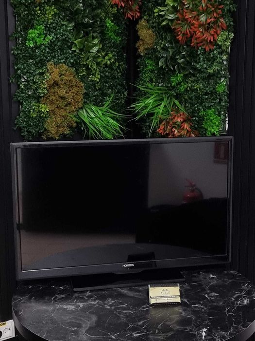 Noble Amanet - Televizor LED Horizon, 81 cm, HD, 32HL702