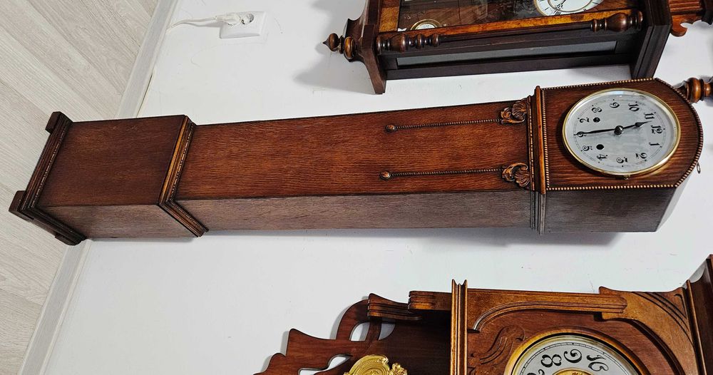 Ceas de podea cu pendula anii 20