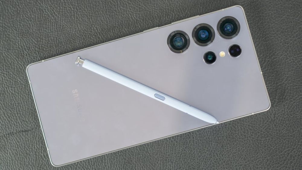 Samsung Galaxy S25 Ultra 12/256GB Dual SIM + Spigen Case l идеал