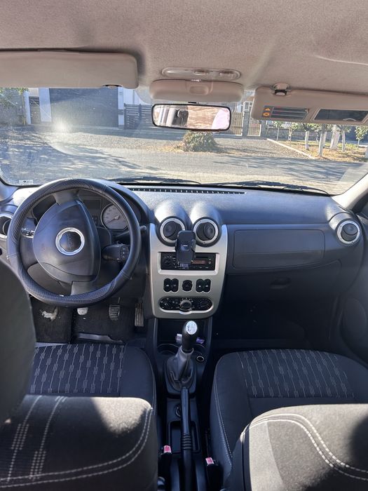 Vand logan laureat benzina-gpl 2011-369000km