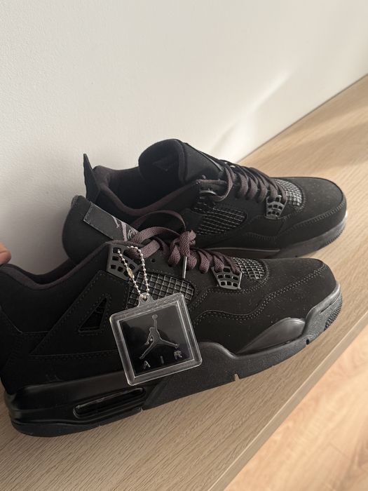 Jordan 4 Black Cat