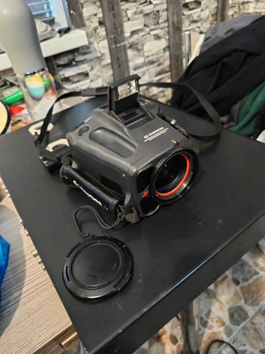 Лентов Фотоапарат CHINON