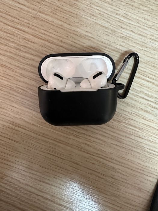 iPhone 8+, Apple watch 3, Airpods Pro (первые)