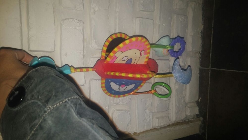 Oгледална играчка