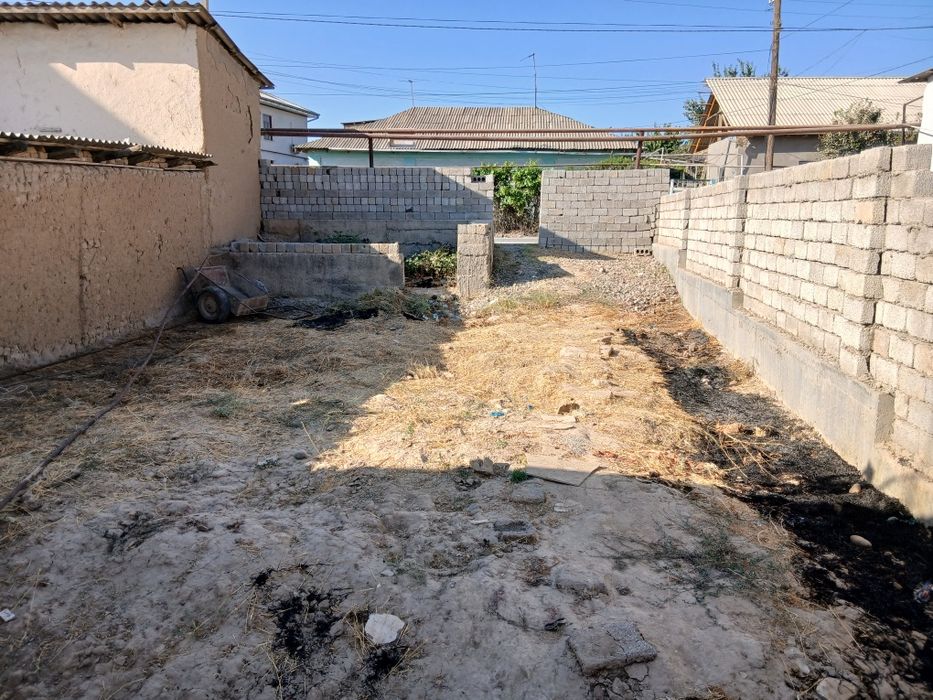 Yangiyol tumani 4 sotix uy