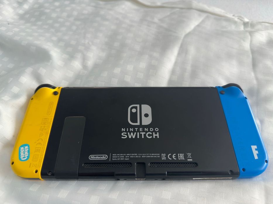 Consola nintendo swich cu set andocare Tv