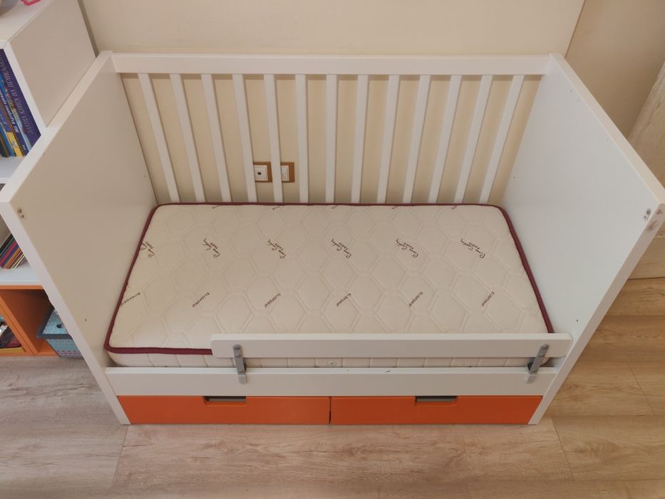 Бебешка кошара / креватче IKEA STUVA 60x120 + матрак + подаръци