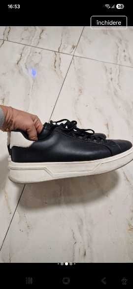 Adidași, mas. 43, Zara