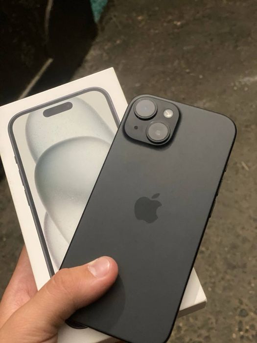 iPhone 15 состояние хорошее 128g