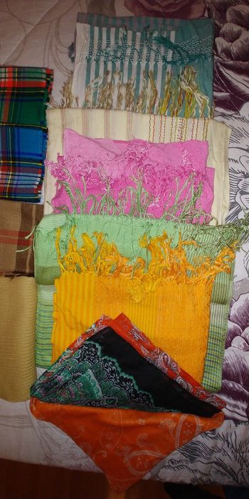 Шалове, различни дебелини и разцветки