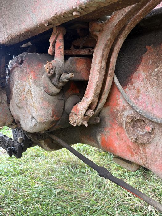 Tractor u 651 cu monobloc