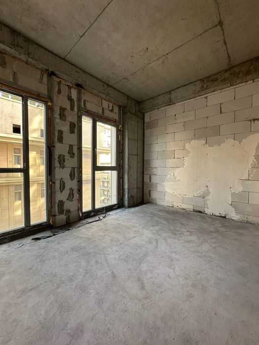 Mirabad Avenue Продается 3 комнатная коробка Гостиница Россия Кунаева