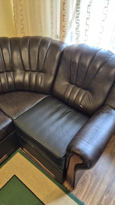 Canapea-coltar extensibila