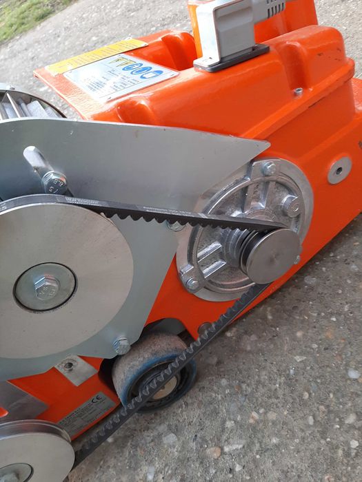 Машина за циклене на паркет